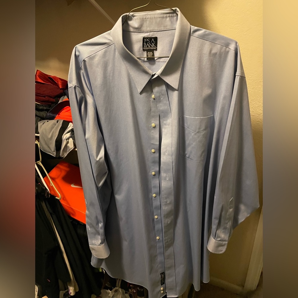 Men’s dress shirt